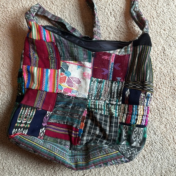 HOBO Hippy patch sling bag - Picture 3 of 5
